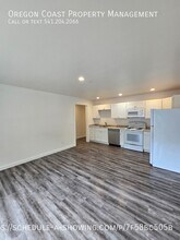170 SW Strawberry Ln in Waldport, OR - Building Photo - Building Photo