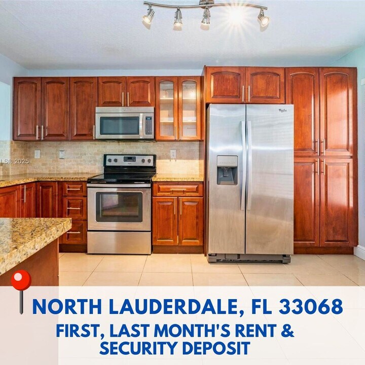 8147 Southgate Blvd in North Lauderdale, FL - Building Photo