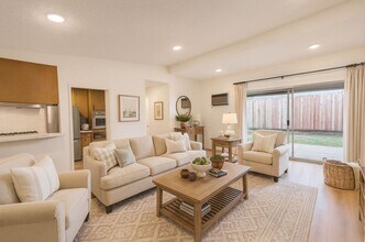 Valleyheart Terrace! in Studio City, CA - Foto de edificio - Interior Photo