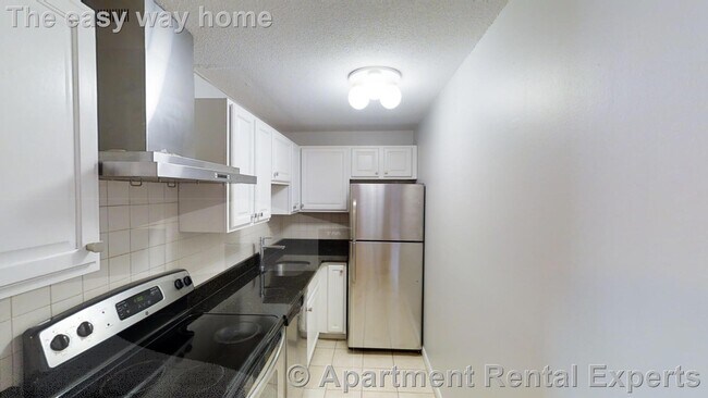 14 Murdock St, Unit #2-4 in Somerville, MA - Building Photo - Building Photo