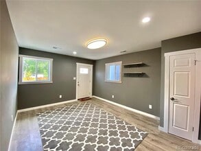 4801 S Fox St in Englewood, CO - Building Photo - Building Photo