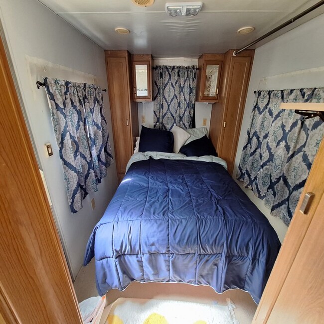 000 a in Everett, WA - Building Photo - Building Photo