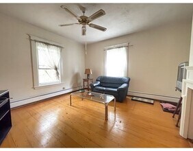 263 Putnam Ave-Unit -2 in Cambridge, MA - Building Photo - Building Photo