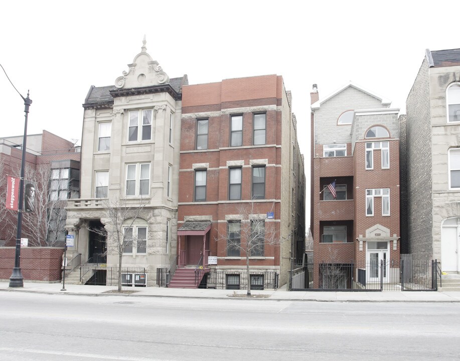 1657 N Halsted St in Chicago, IL - Building Photo