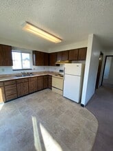 745-747 E Ash St in Union, OR - Building Photo - Building Photo