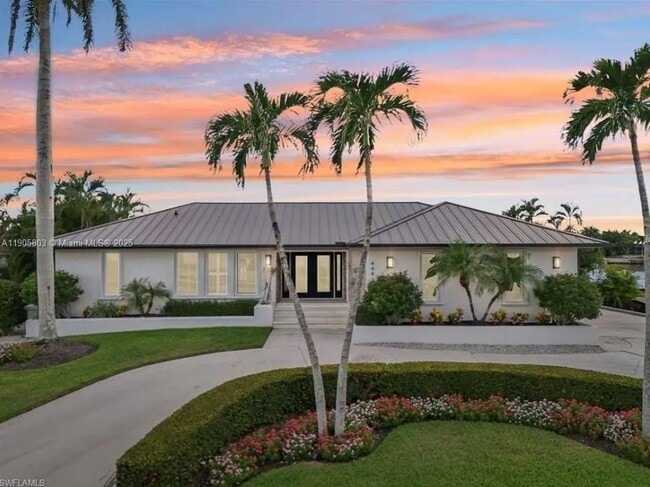 444 N Barfield Dr in Marco Island, FL - Building Photo - Building Photo