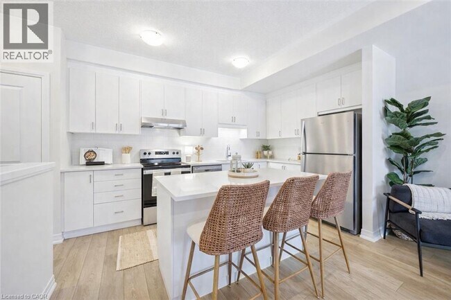 137 REVERIE Wy in Kitchener, ON - Building Photo - Building Photo