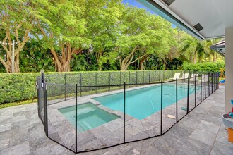 5789 Hamilton Way in Boca Raton, FL - Building Photo - Building Photo