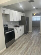 9109 Bamboo Dr in Palm Beach Gardens, FL - Building Photo - Building Photo
