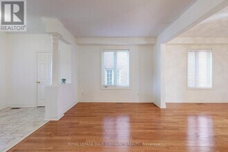 131 Aikenhead Ave in Richmond Hill, ON - Building Photo - Building Photo