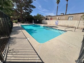 1480 Tamareno Cir in Las Vegas, NV - Building Photo - Building Photo