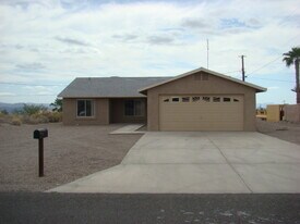 3639 Tarpon Dr in Lake Havasu City, AZ - Building Photo