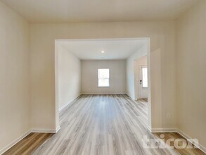 264 Oliver Dr in Locust Grove, GA - Foto de edificio - Building Photo