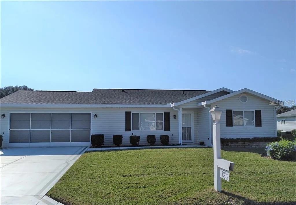 17343 SE 98th Cir in the Villages, FL - Building Photo