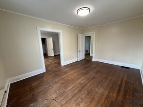 16 Pine St in Hamilton, NY - Building Photo - Building Photo