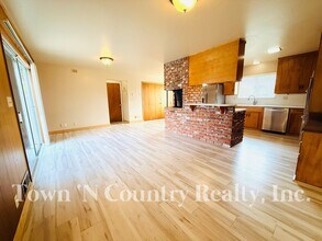 219 Encinada Dr in Salinas, CA - Building Photo - Building Photo