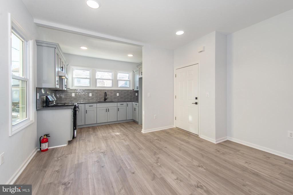 105 Coolidge St in Irvington, NJ - Building Photo