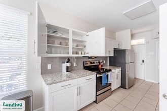 2801 Biltmore Park Dr in Orlando, FL - Building Photo - Building Photo