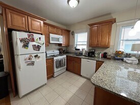 29 Belknap St, Unit 1 in Somerville, MA - Building Photo