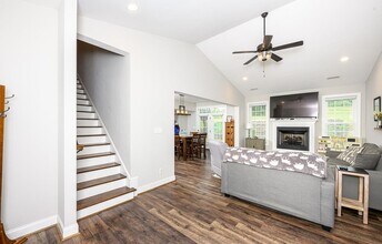 1480 Pilgrim Rd in Goode, VA - Building Photo - Building Photo