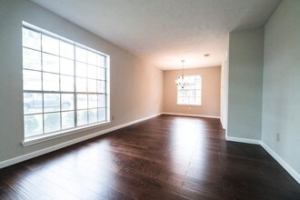 2314 Pebbledowne Cir in Sugar Land, TX - Building Photo - Building Photo