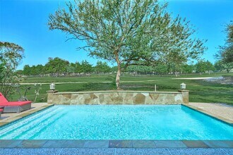 121 April Waters Dr N in Montgomery, TX - Building Photo - Building Photo