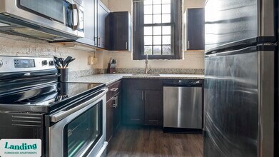 121 S Fremont Ave in Baltimore, MD - Building Photo - Building Photo