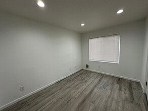 230 SE 6th Ave in Albany, OR - Building Photo - Building Photo