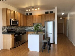 2935 N Clybourn Ave in Chicago, IL - Building Photo - Building Photo