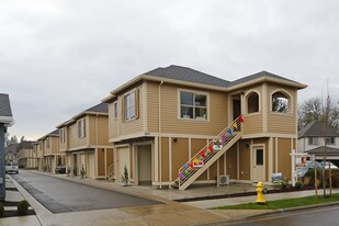 Carriage Homes at Villebois in Wilsonville, OR - Building Photo