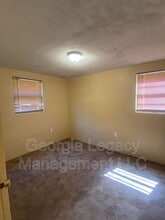 65 Hughes St in Toccoa, GA - Building Photo - Building Photo