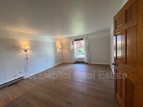 8112 Pete Wiles Rd in Middletown, MD - Foto de edificio - Building Photo