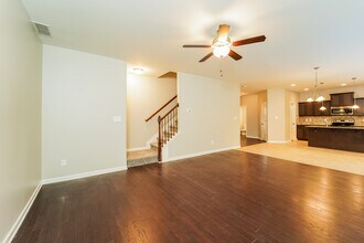 126 St Charles Pl in Sharpsburg, GA - Building Photo - Building Photo