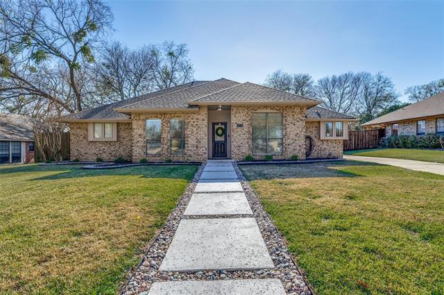 3609 Bluegrass Dr in Grand Prairie, TX - Building Photo