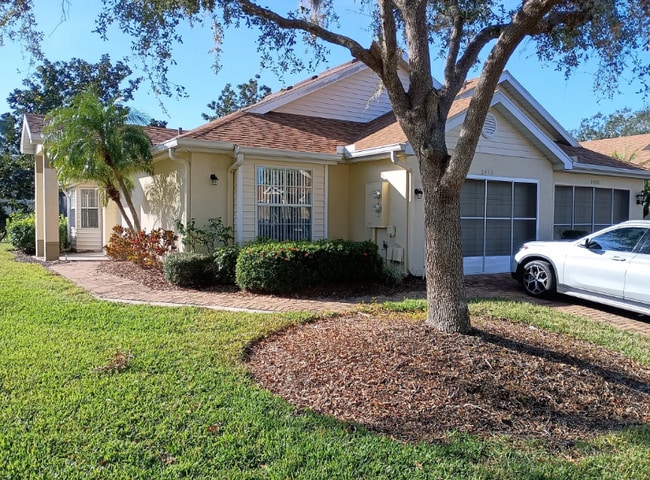 property at 2418 New Haven Cir