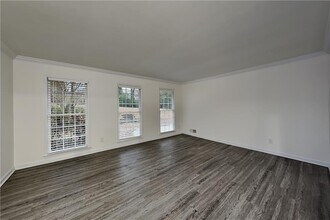 3350 Turtle Lake Club Dr SE in Marietta, GA - Building Photo - Building Photo