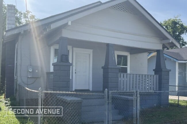 property at 723 Parker St