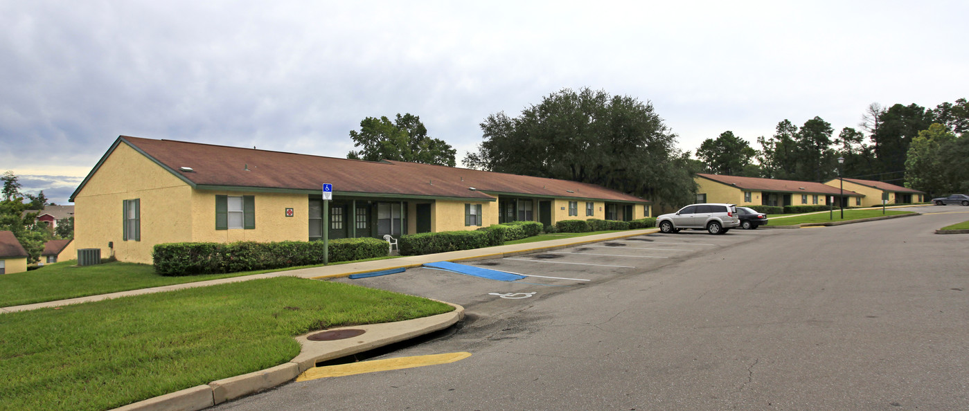 Mission Hills Apartments in Tallahassee, FL - Foto de edificio