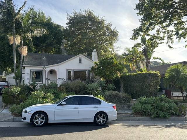 property at 1313 Robbins St