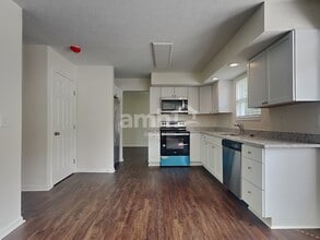 1335 Wingate Dr in Florence, KY - Building Photo - Building Photo