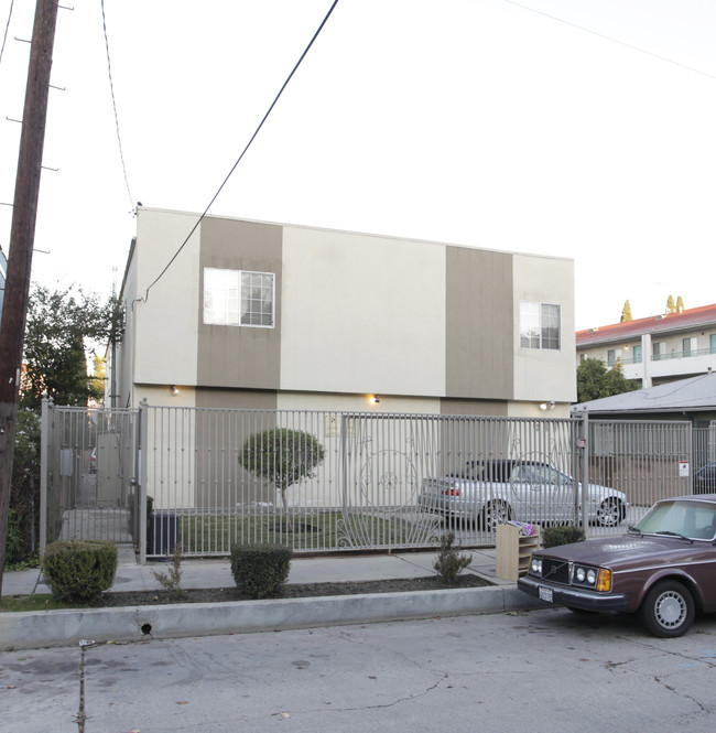 617 Maltman Ave in Los Angeles, CA - Building Photo - Building Photo