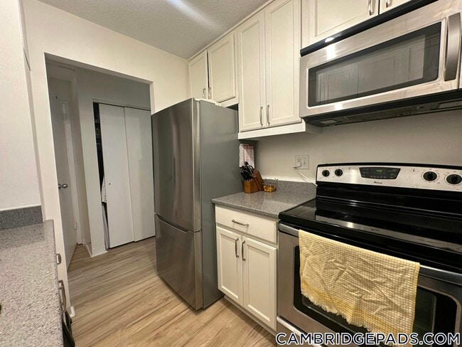 45 Trowbridge St, Unit 1C