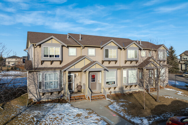 Parkside Condominiums in Airdrie, AB - Building Photo - Primary Photo