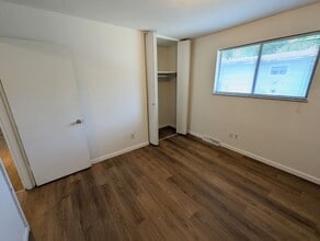 10137 Green Valley Dr in St. Louis, MO - Building Photo - Building Photo
