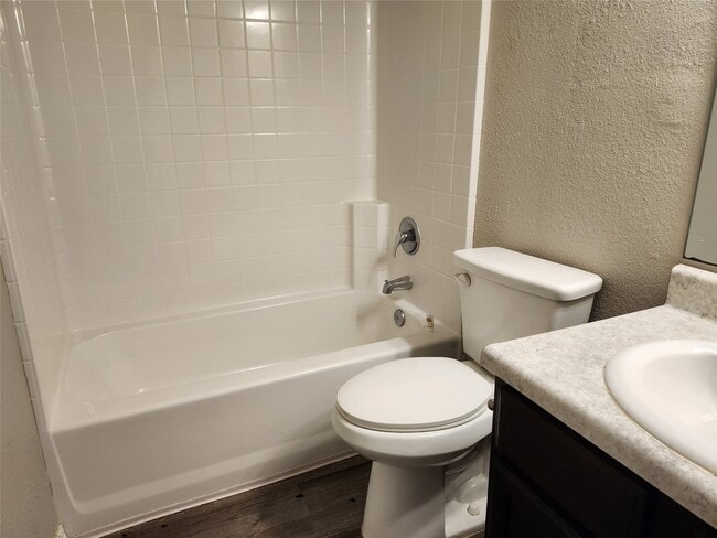 property at 1000 S 8th St