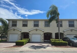 802 King Neptune Ln in Cape Canaveral, FL - Building Photo