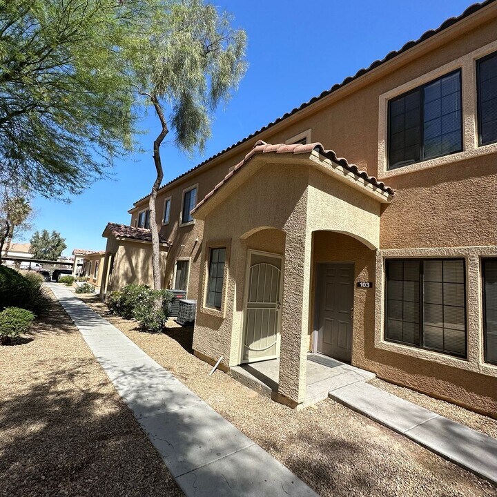 2171 Hussium Hills St in Las Vegas, NV - Building Photo