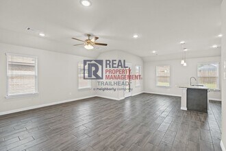 348 Paloma St in Weatherford, TX - Building Photo - Building Photo