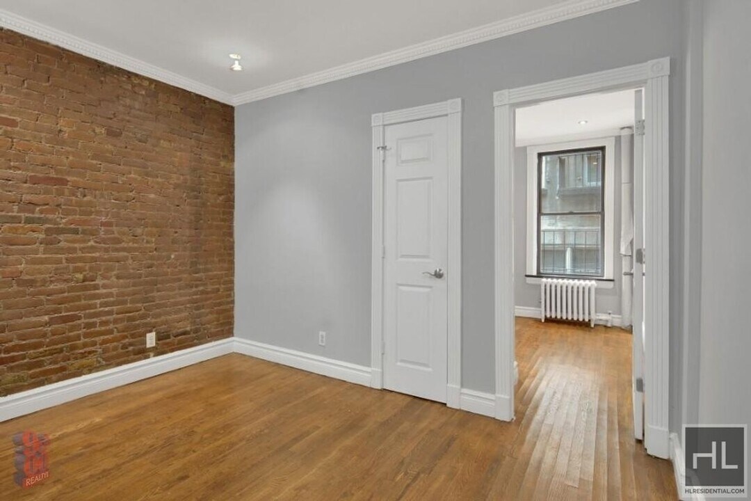 East 23rd Street in New York, NY - Building Photo
