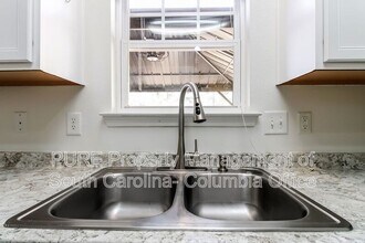 333 Drooping Leaf Rd in Lexington, SC - Building Photo - Building Photo